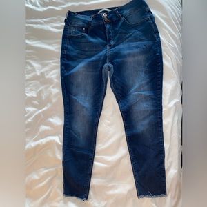 !iT Tiffany skinny ankle dark wash jeans